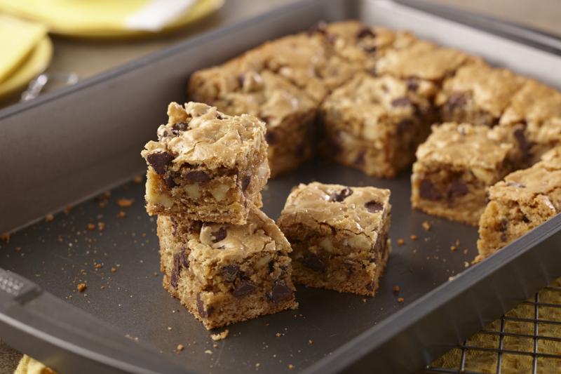 Chocolate Chip Oatmeal Bars Recipe Mazola® 